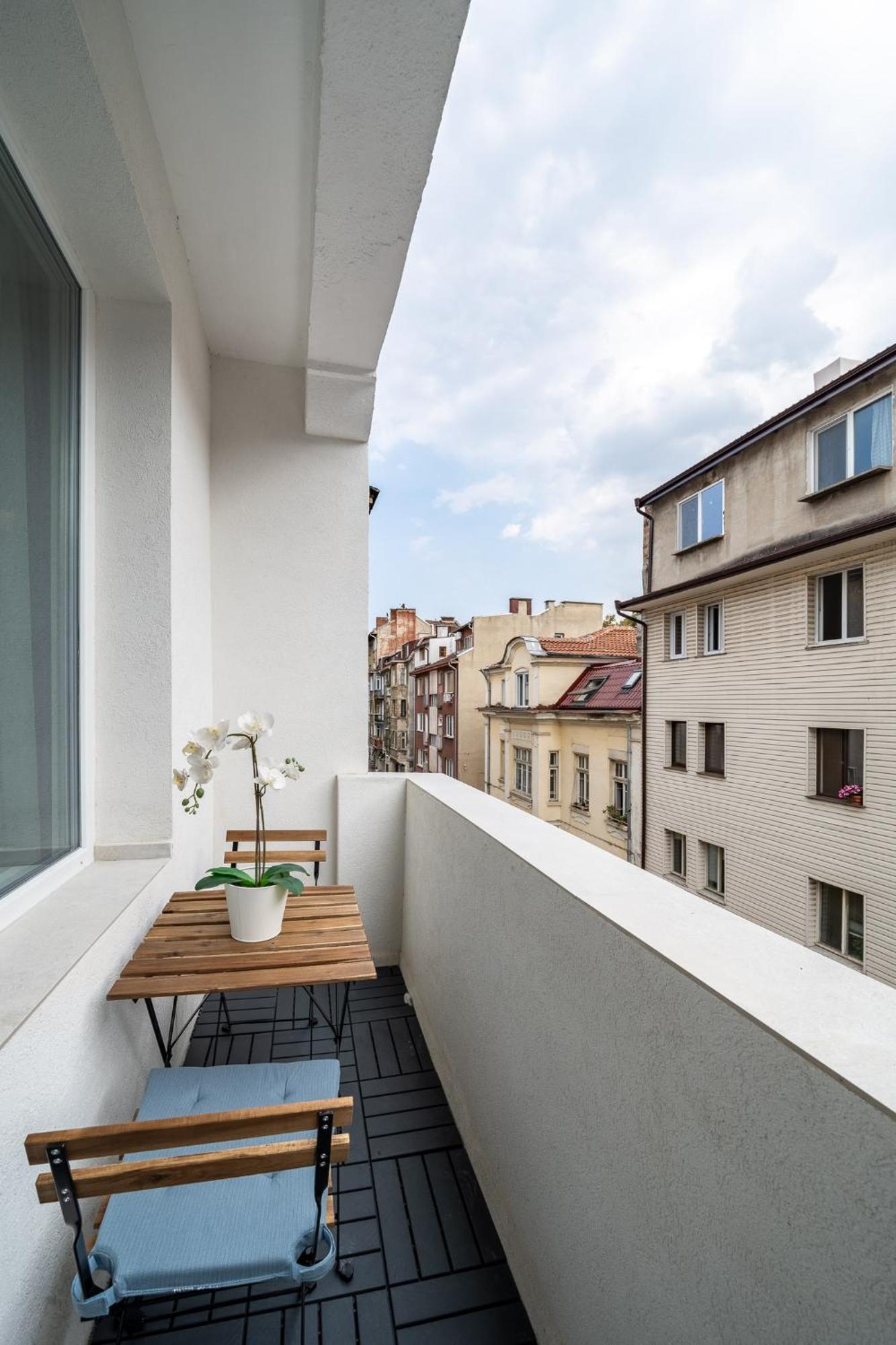 Bright & Sunny Stylish Apt With 2Bdr And 2Bth София Екстериор снимка