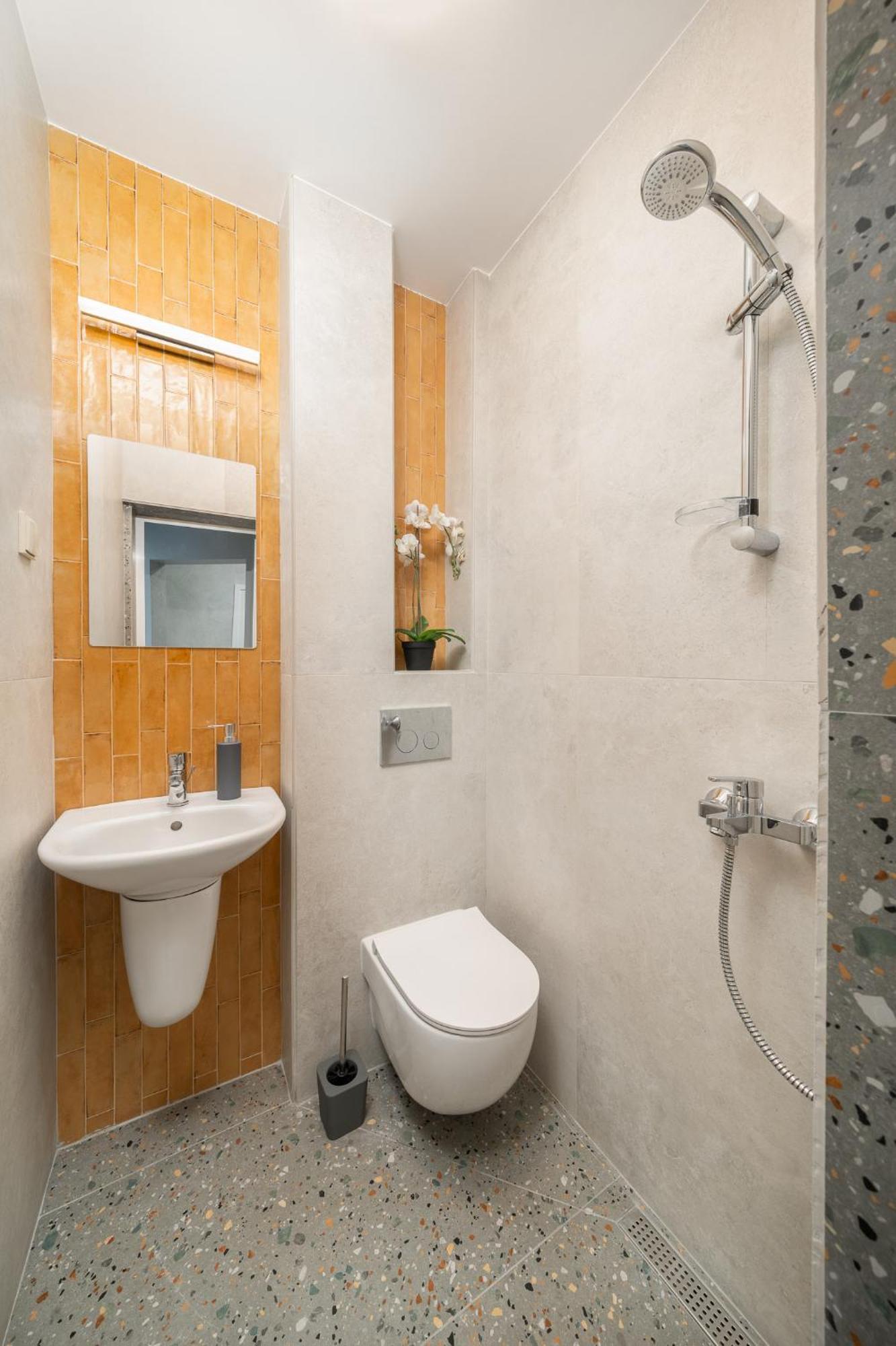 Bright & Sunny Stylish Apt With 2Bdr And 2Bth София Екстериор снимка